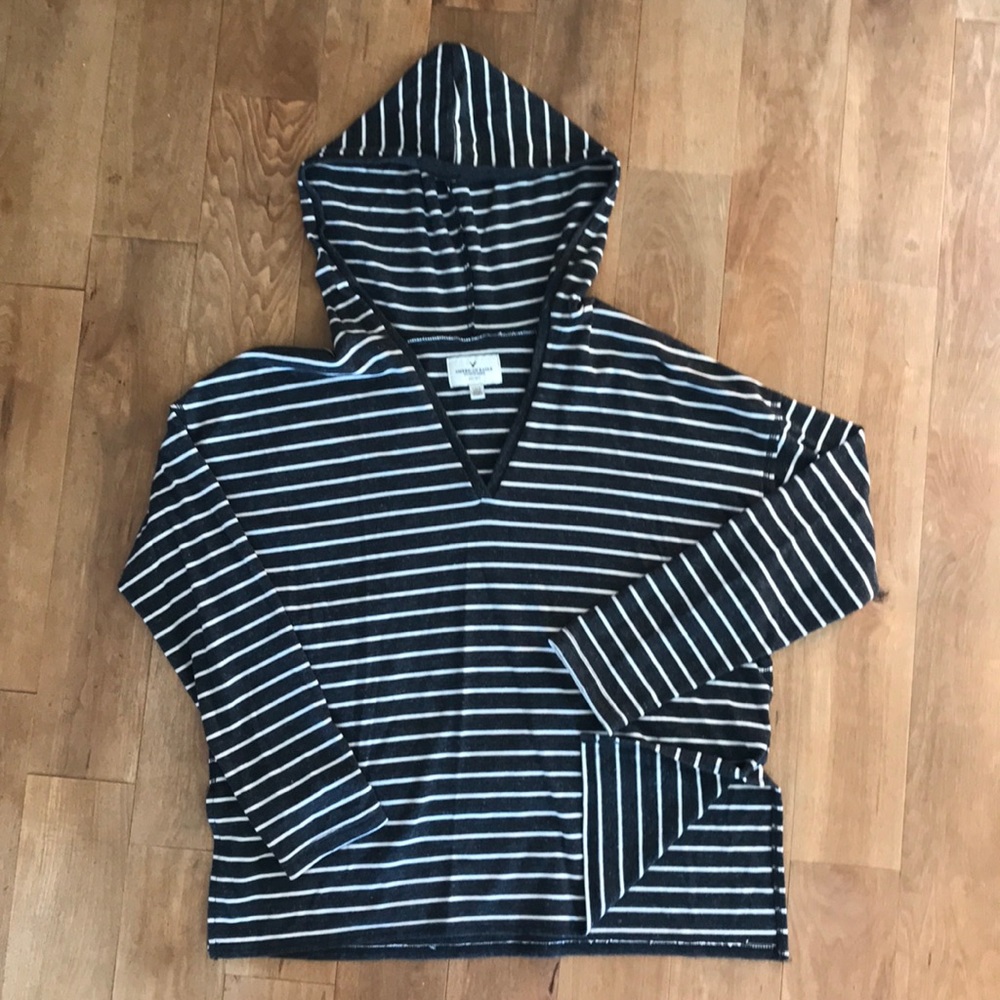 American Eagle Pullover